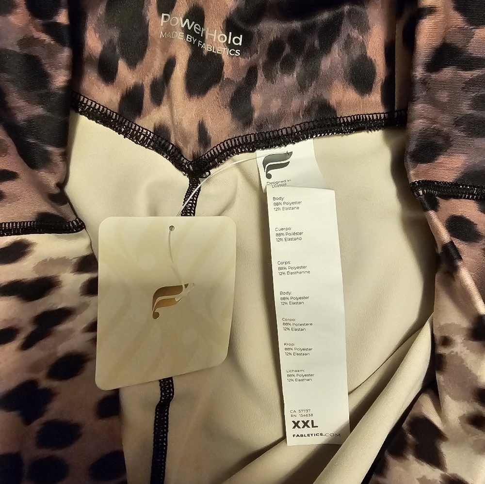 Fabletics Powerhold leopard print Capri Legging N… - image 5